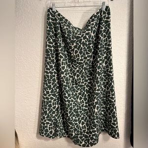 Green and white patterned midi skirt